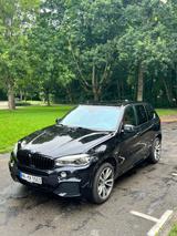 BMW X5 50i xDrive M-Paket 20 Zoll B&O Pano AHK - BMW X5: 20