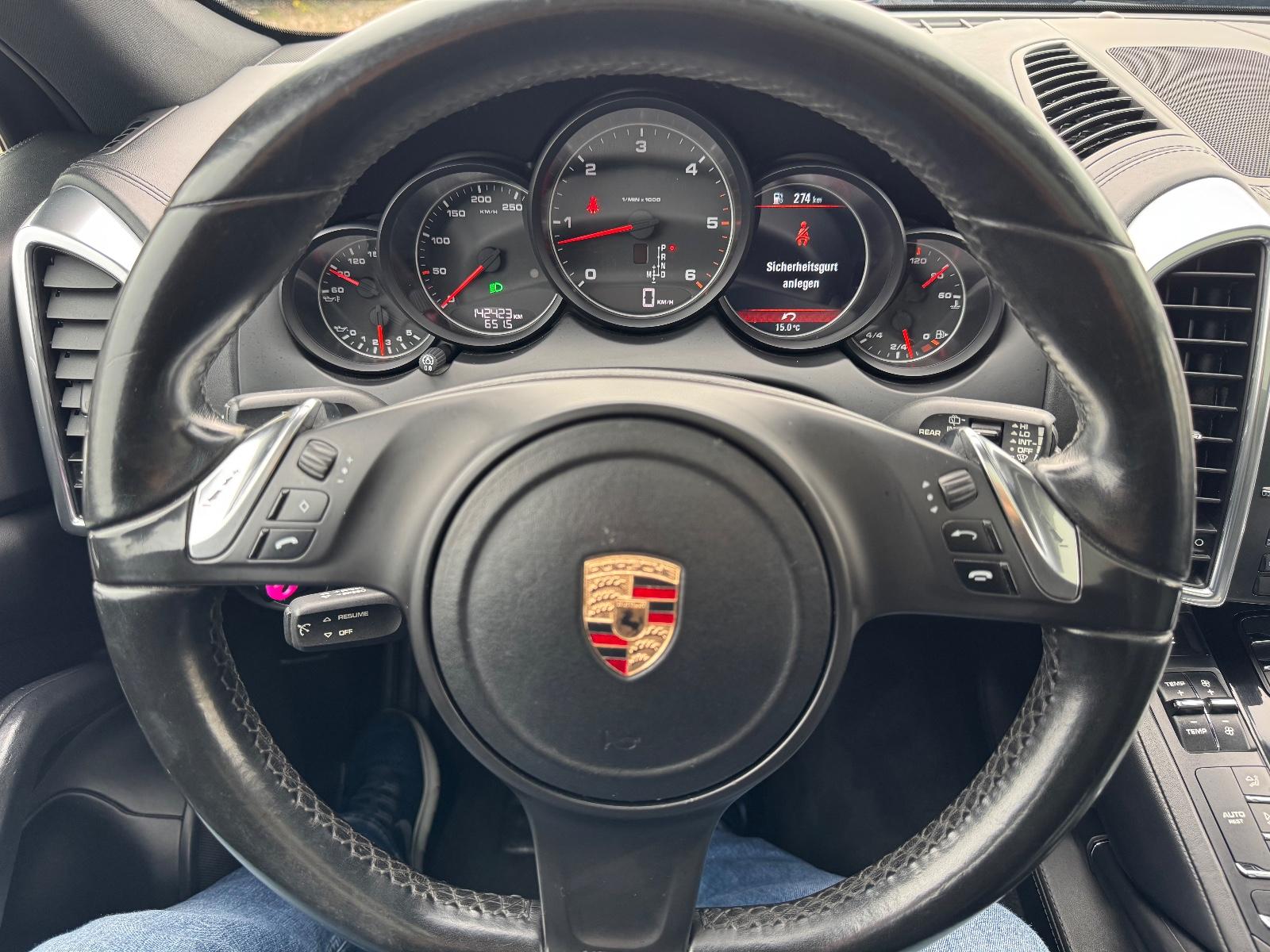 PORSCHE CAYENNE 3.0 V6 245ch 4X4 BVA - HAYON ÉLECTRIQUE - PACK SPORT - TOIT PANORAMIQUE