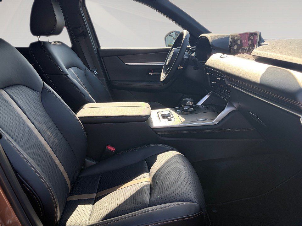 Fahrzeugabbildung Mazda CX-80 PHEV Homura Plus CAHO