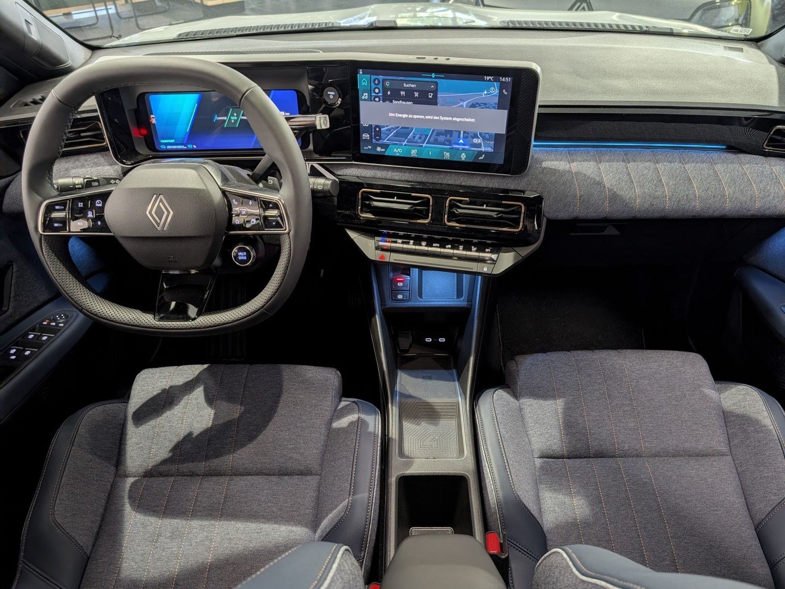 RENAULT R 4 E-Tech Elektrisch Techno 150 Comfort Range – Bild 9
