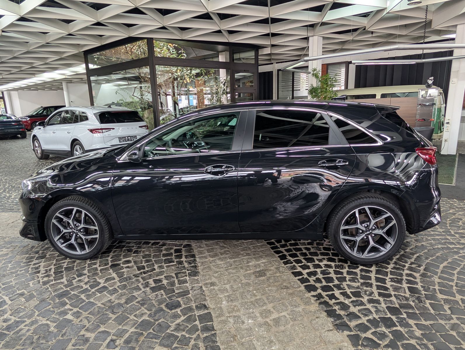 Fahrzeugabbildung Kia cee'd / Ceed 1.5 T-GDI Ultimate Style-Pk SCC JBL