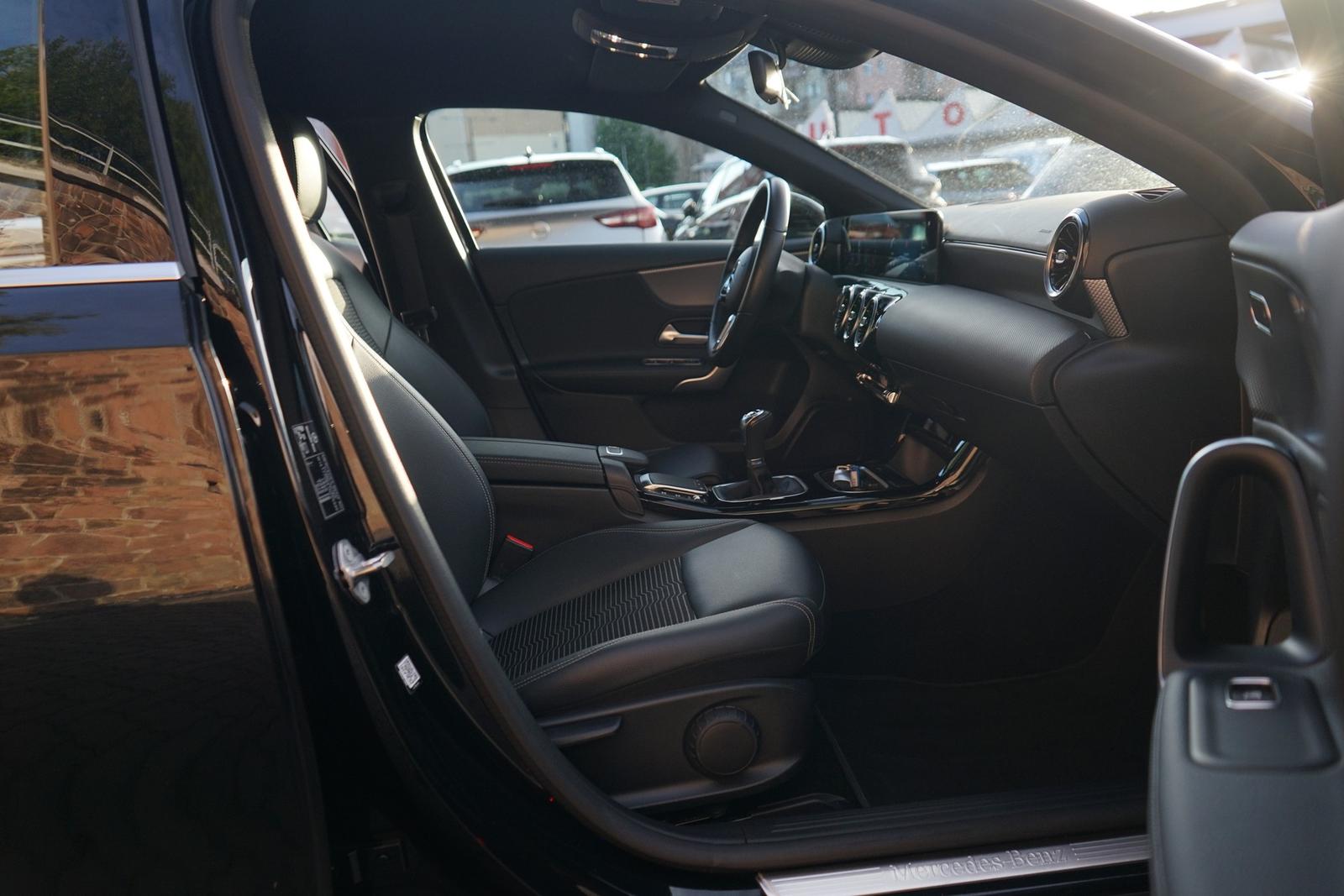 Mercedes-Benz 180 A180 Progressive LED Navi PDC Tempomat Teilleder, миниатюра 28