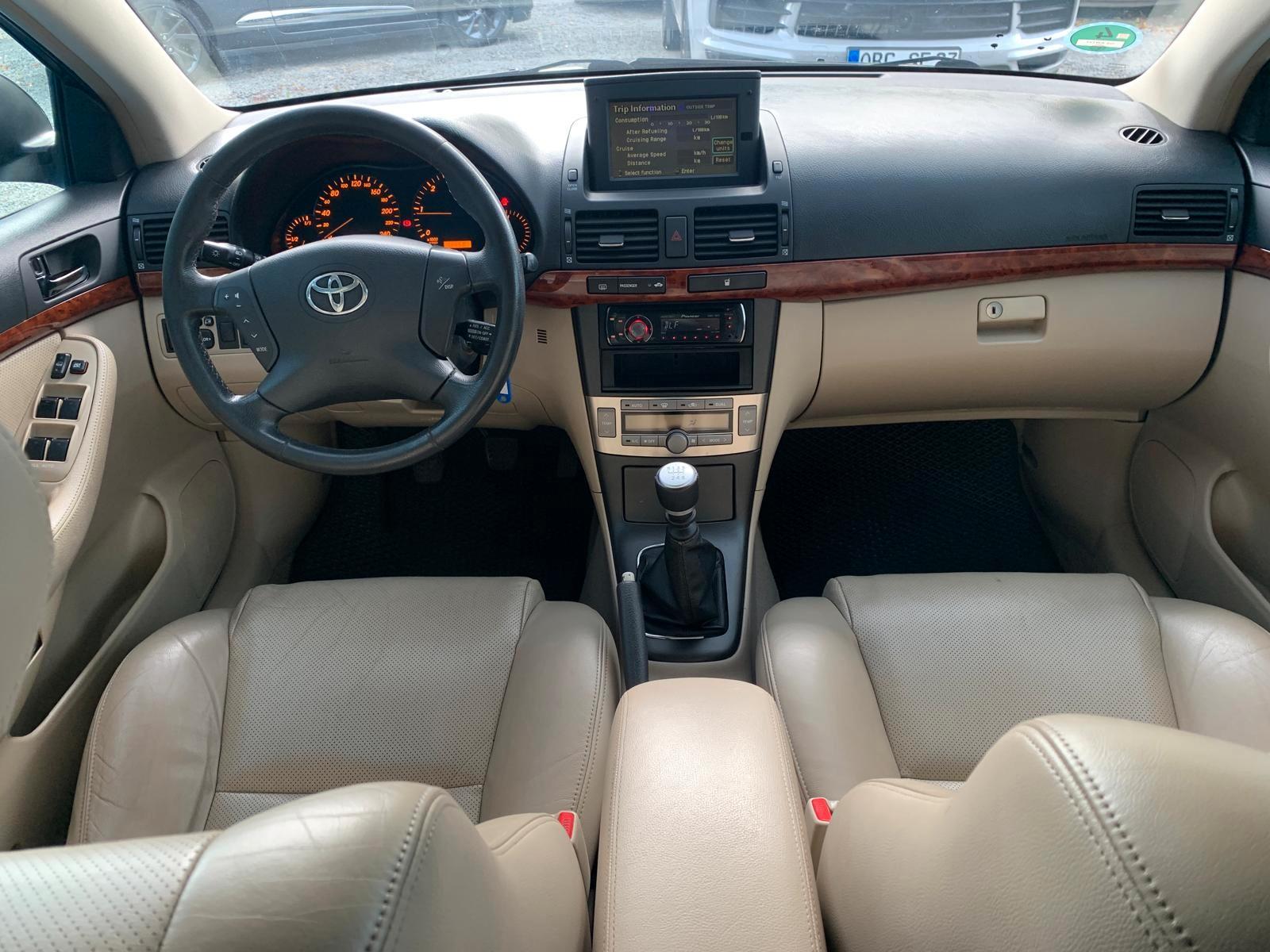 Toyota Avensis 2006 — photo 26