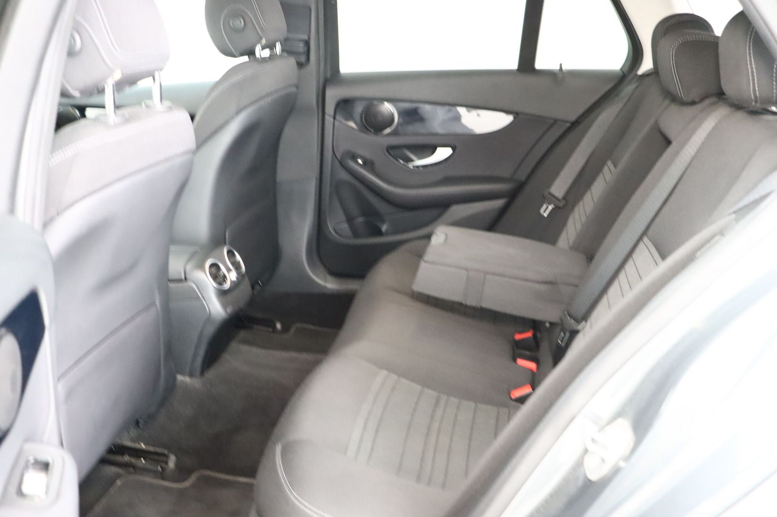 Fahrzeugabbildung Mercedes-Benz C 220 T d 4Matic Avantgarde