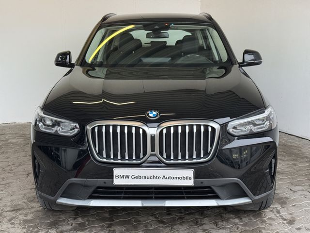 BMW X3 xDrive20dA LiveCock.LED.ParkAss.Klimaaut.SHZ.