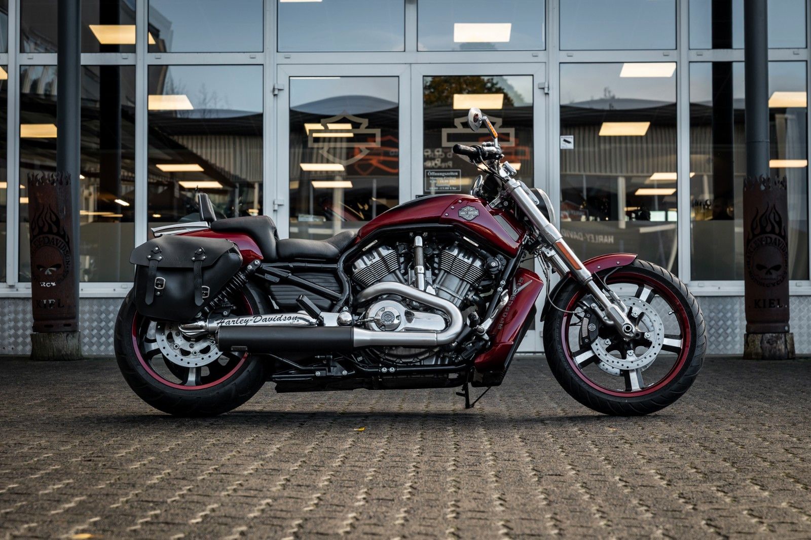Fahrzeugabbildung Harley-Davidson VRSCF V-ROD MUSCLE - Jekill  - 260er METZELER