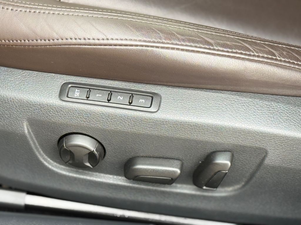 SKODA Superb – Bild 10 von 25