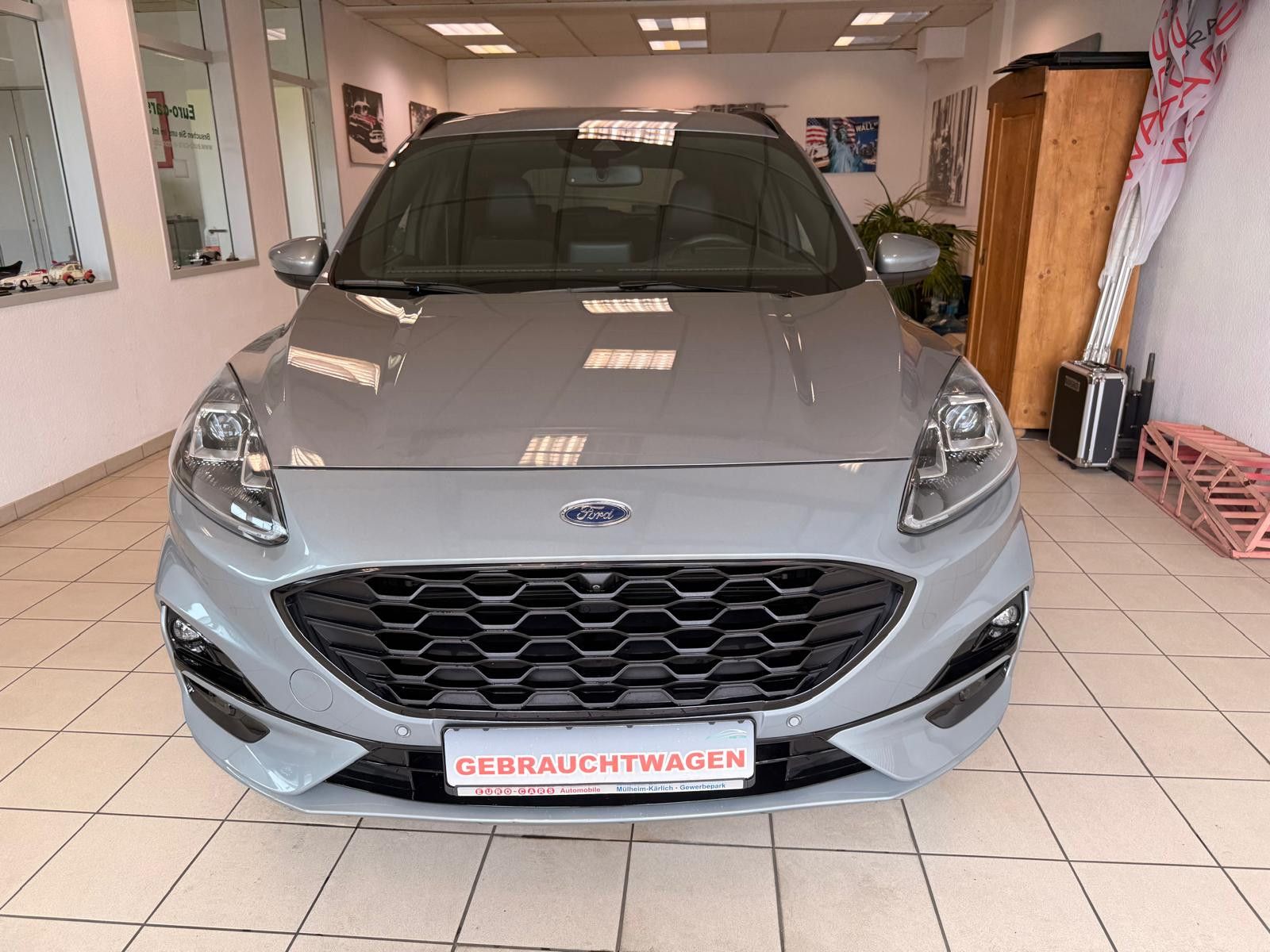 Fahrzeugabbildung Ford Kuga ST-Line X / LED / KAMERA / 25TKM