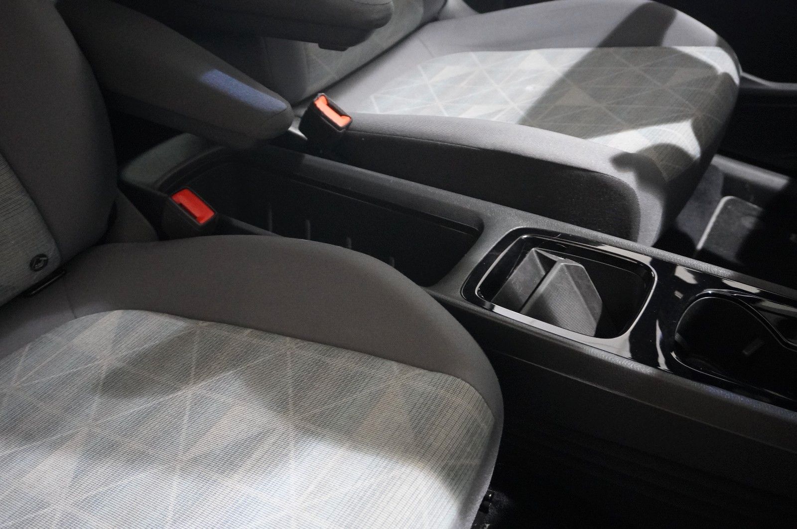 Fahrzeugabbildung Volkswagen ID.3 Pure PERFORMANCE NAVI/LED/VIRTU./PDC/DAB+