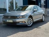 Volkswagen Passat Limousine Comfortline 2.0 TDI BMT ACC BT - Volkswagen Passat: Limousine, Comfortline