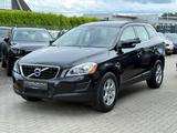 Volvo XC60 Momentum 2WD Aut. /TEMPOMAT/BiXENON/SITZHZG - gebrauchte Volvo XC60 aus dem Jahr 2010