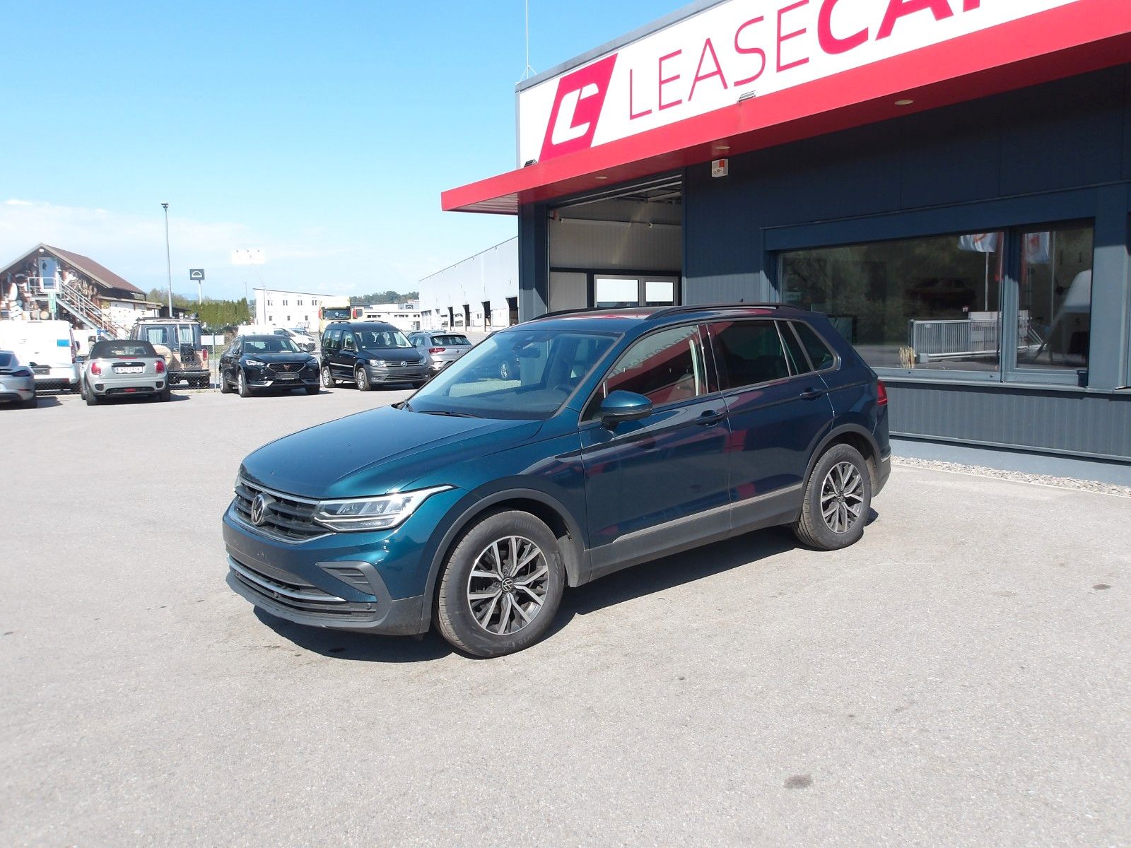 Volkswagen Tiguan Life TDI DSG "AHV" EXP € 13250.--