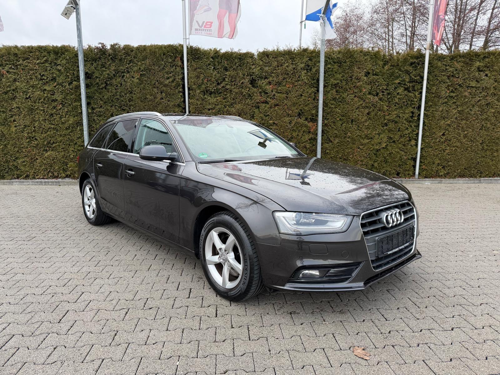 Audi A4 Avant Ambiente Automatik Navi Xenon