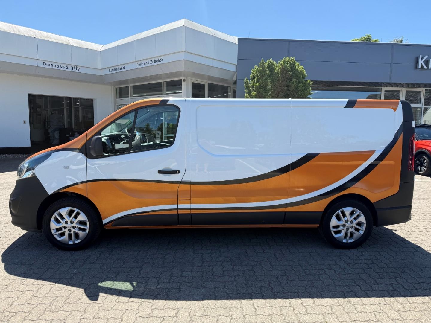 Opel Vivaro B Kasten L2H1 Regalsystem+Kamera+AHK