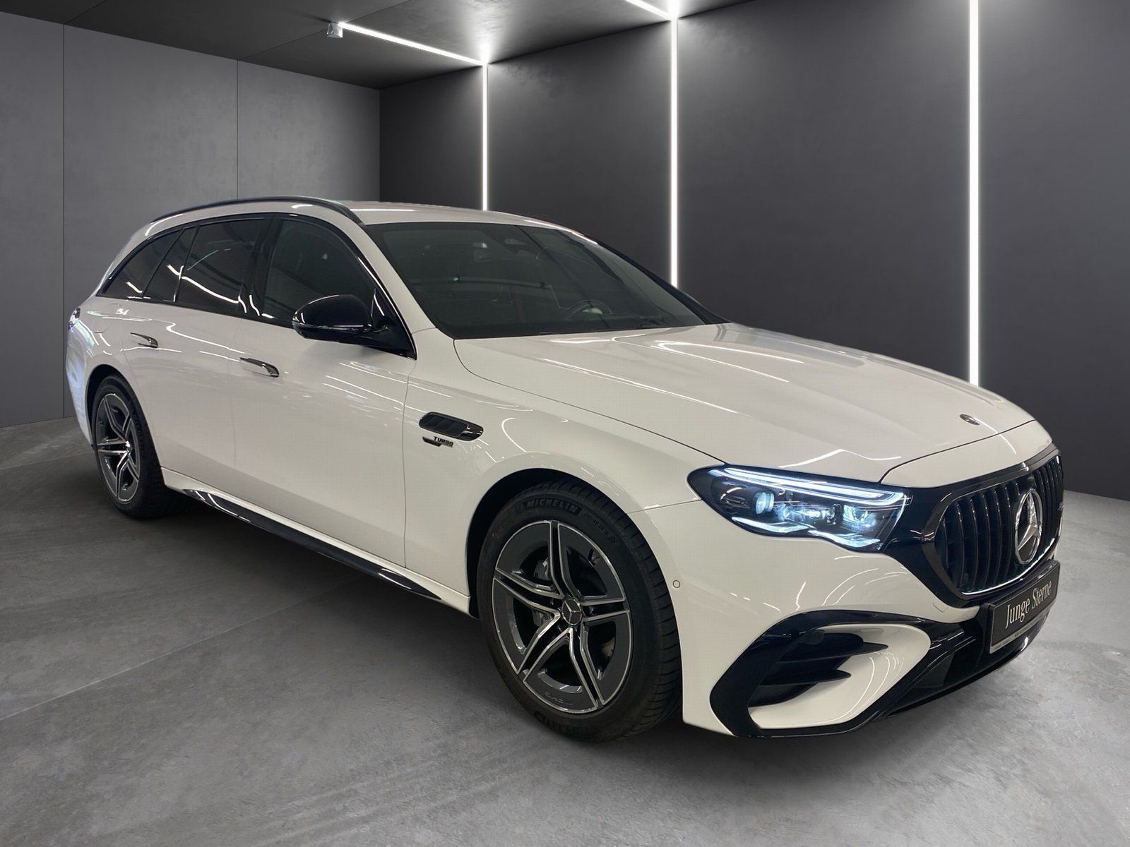 Fahrzeugabbildung Mercedes-Benz E 53 T AMG 4M+*Super*Burme*AHK*Distro*360*Night*