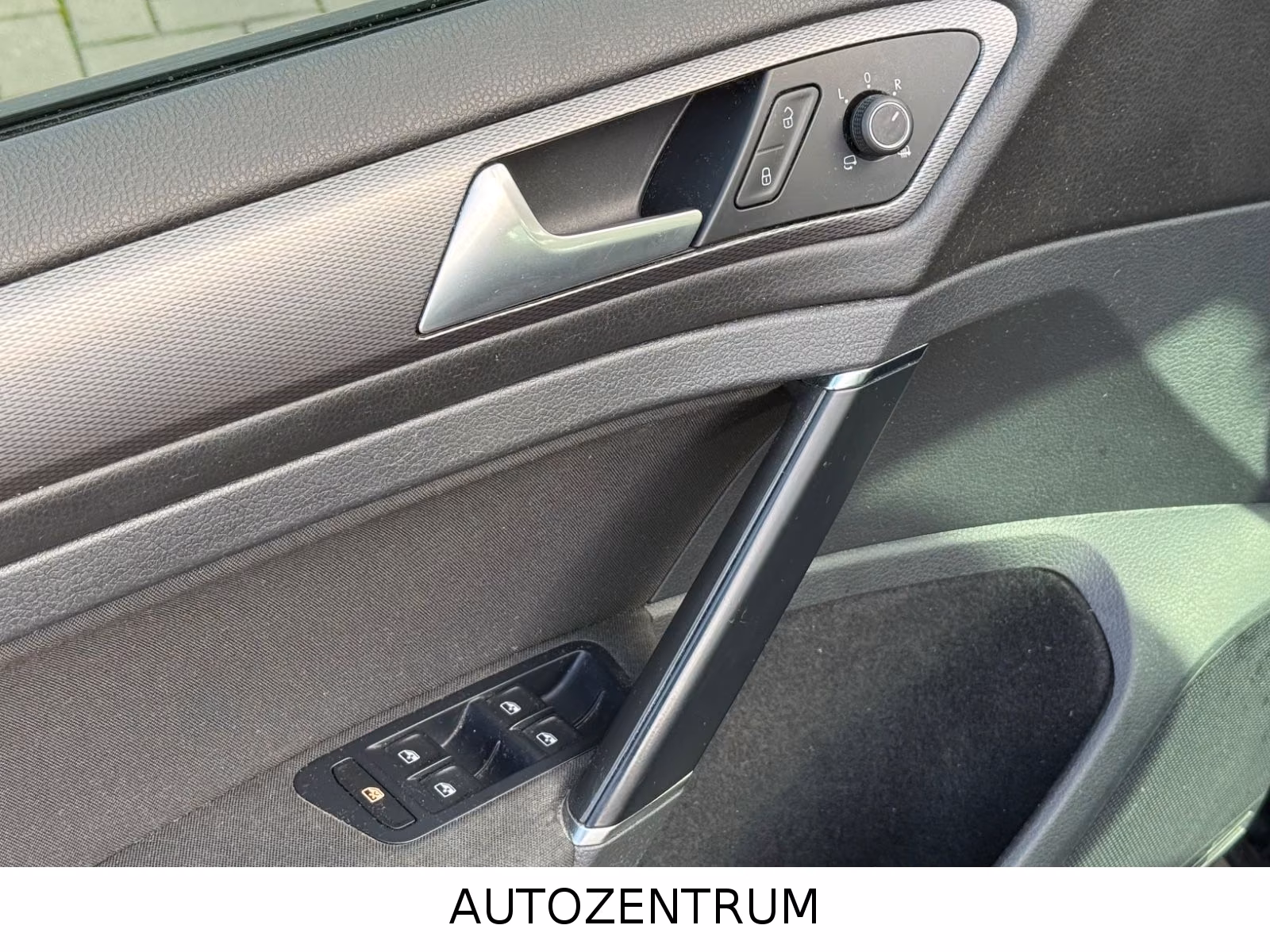 Volkswagen Golf 2015 — photo 19