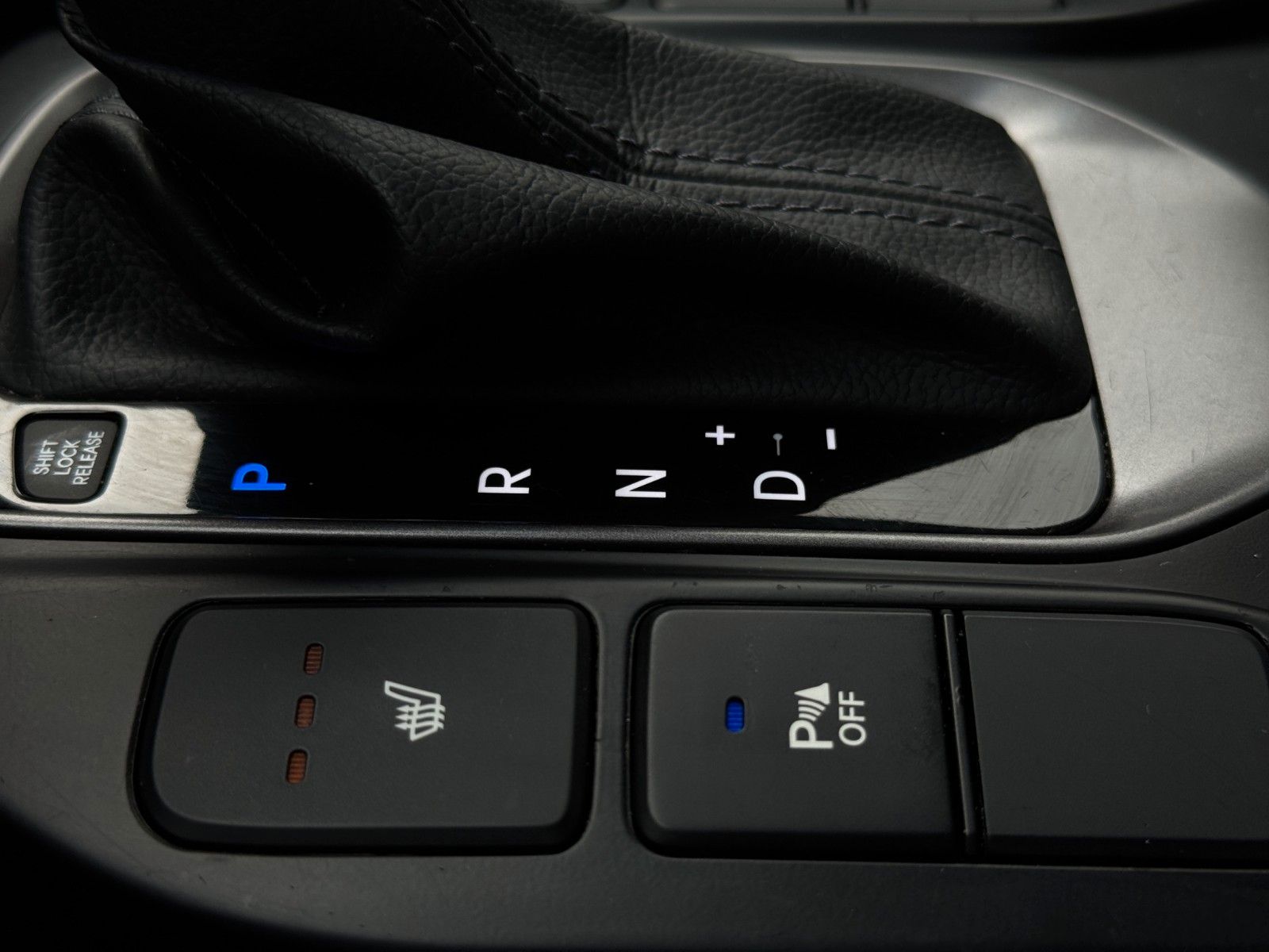 Fahrzeugabbildung Hyundai Santa Fe 2WD*AHK*Kamera*Xenon*Vollleder*Tempomat