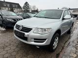 Volkswagen Touareg R5 TDI *TÜV 08.27 *Allrad*SHZ*AHK - Volkswagen Touareg aus 2009: TDI