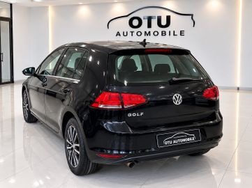 Volkswagen Golf - 3