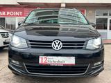 Volkswagen Sharan Highline 2.0 TDI DSG *1.HAND*7SITZ*LEDER* - mit Diesel-Antrieb: Schiebedach, Van