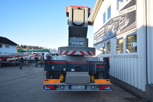 MAN MAN Böcker 46-6000 mit Bühne