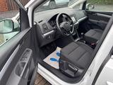 Volkswagen Sharan Comfortline BMT 7 Sitzer Navi Alu PDC RFK - Volkswagen Sharan: 7n