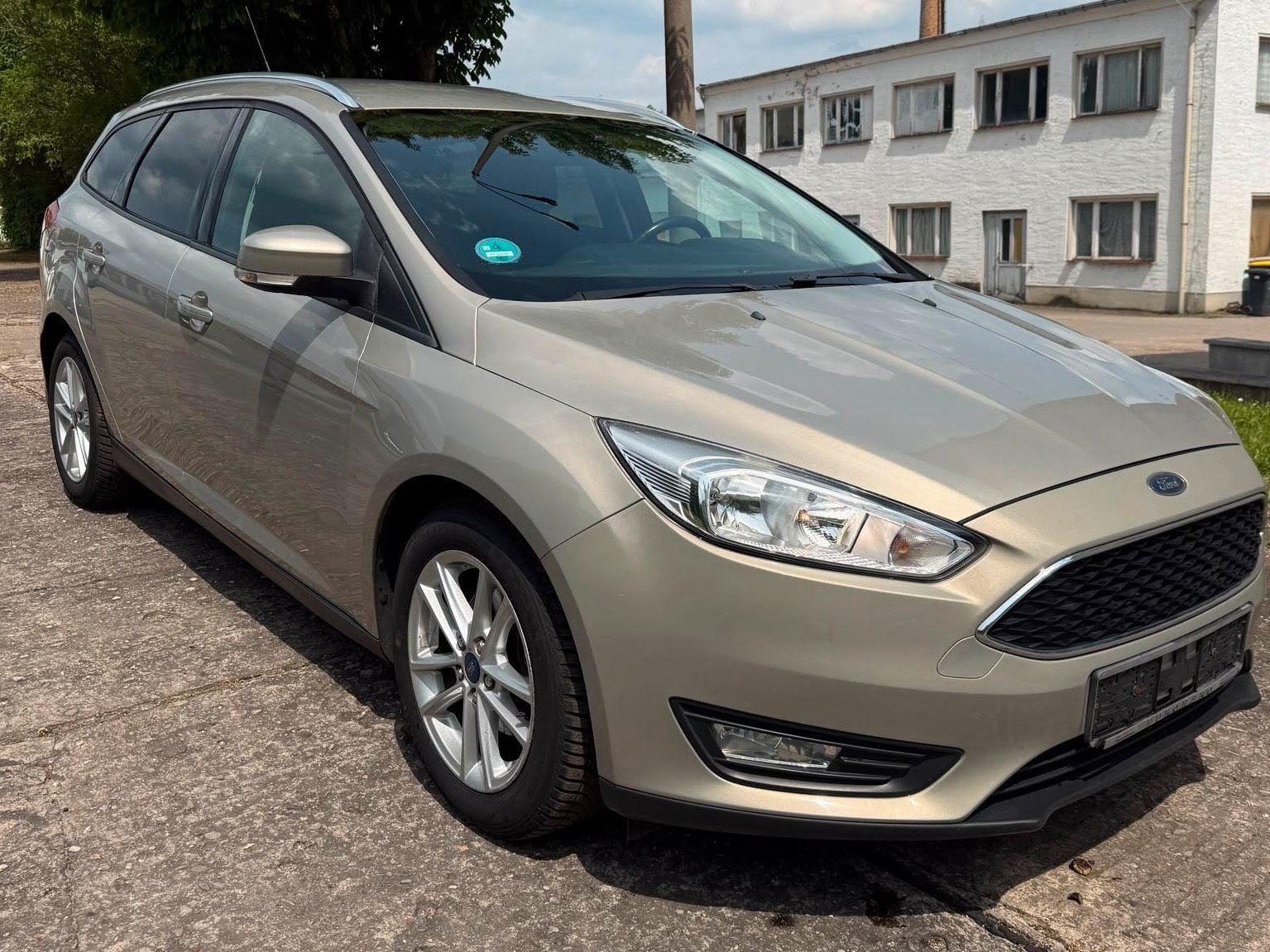 Ford Focus 2015 — photo 5