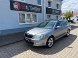 Skoda Octavia Combi Elegance*DSG*Xenon*Schiebedach - Skoda Octavia: Combi Elegance