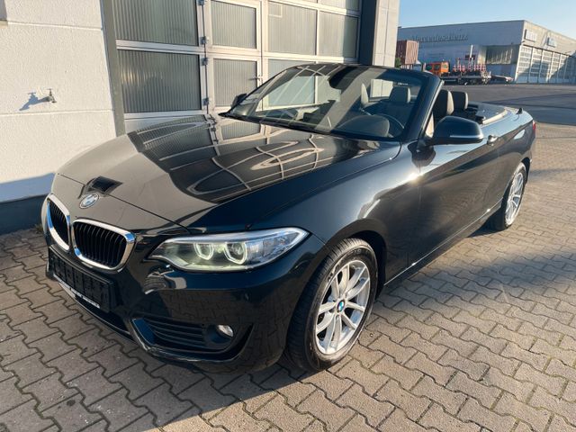 BMW 218i Cabrio Leder/Navi/Xenon/Garantie/Sportsitze