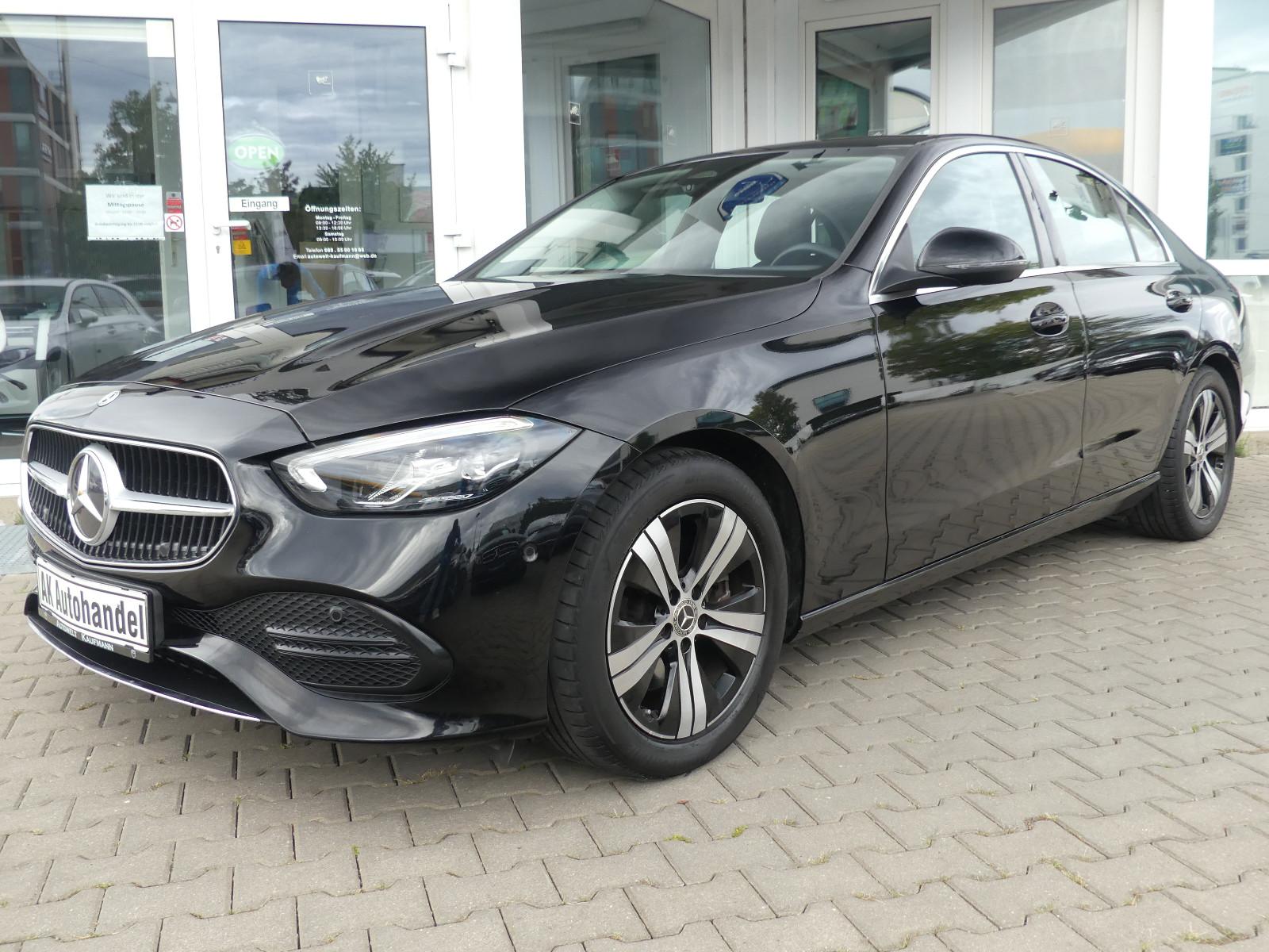 Mercedes-Benz C220D Avantgarde Lim. LED Kam Navi Totw. CarPlay