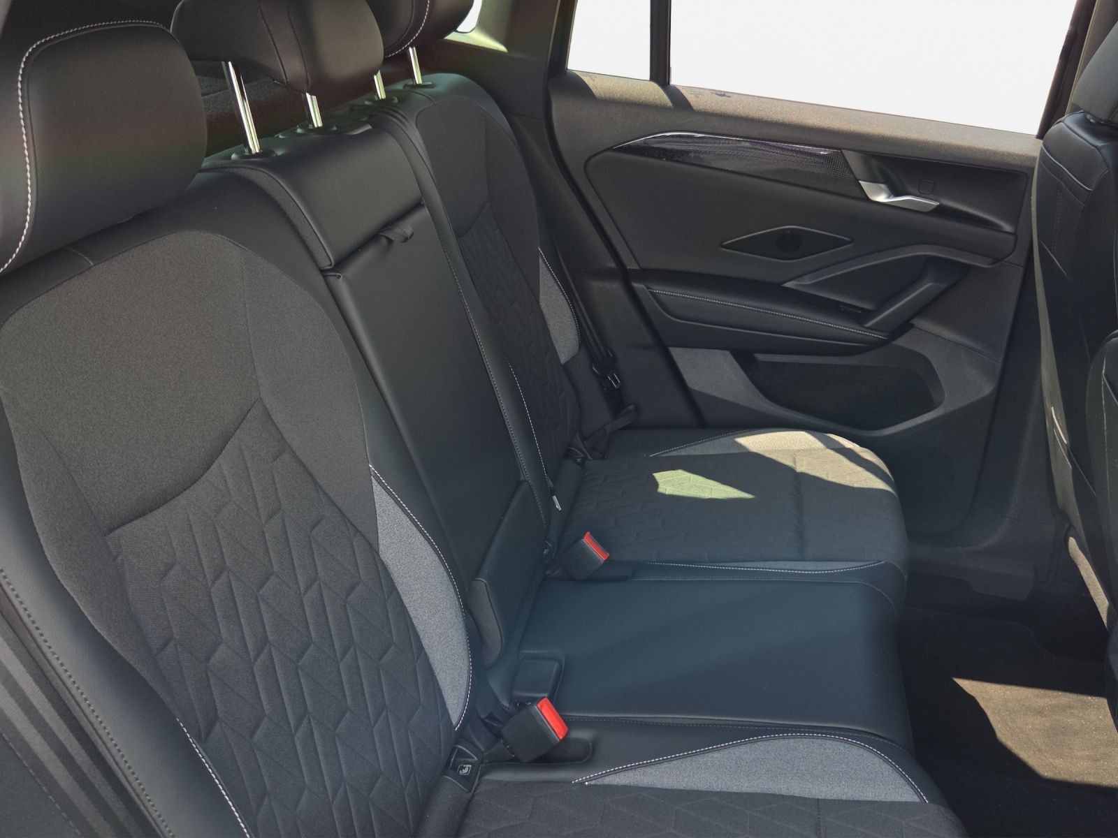 Volkswagen Tiguan - Bild 19