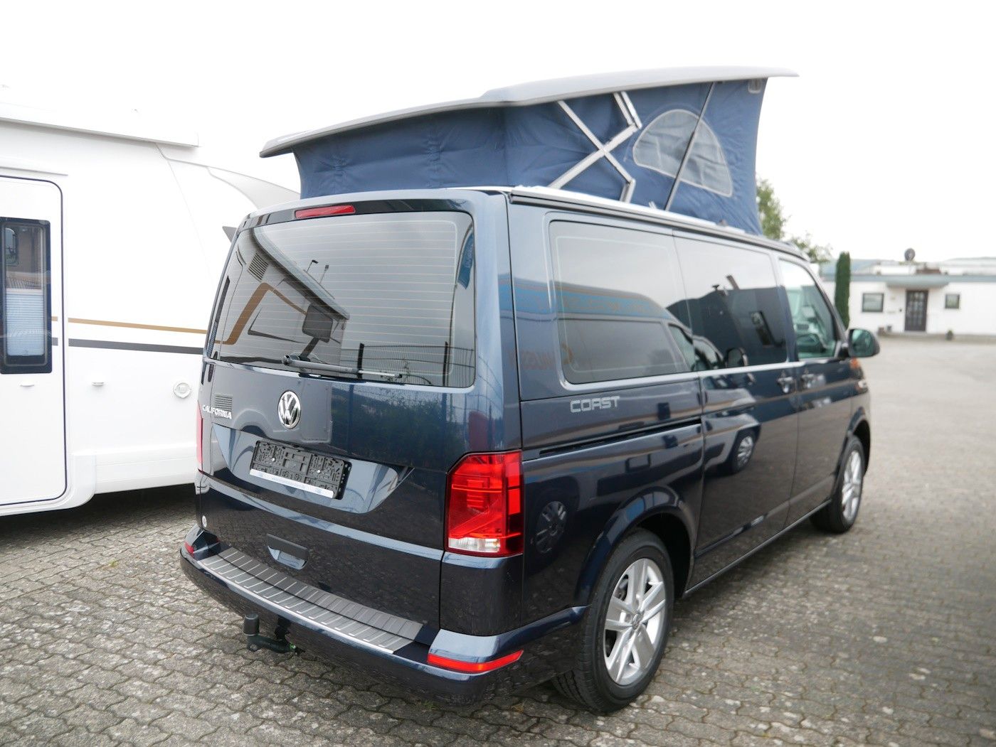 Fahrzeugabbildung Volkswagen T6 2.0 TDI California Coast AHK DSG Kamera NAVI