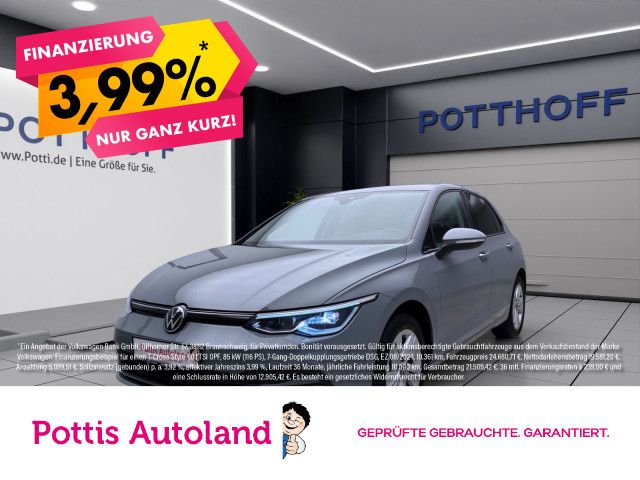 Volkswagen Golf 1.5 TSI LIFE NAVI PDC LED+ SITZHZG
