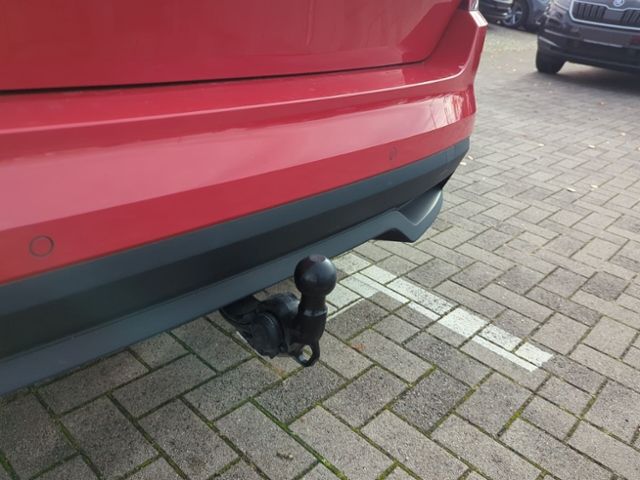 Fahrzeugabbildung SKODA Kamiq 1.0 TSI CLEVER AHK VOLL-LED KAMERA