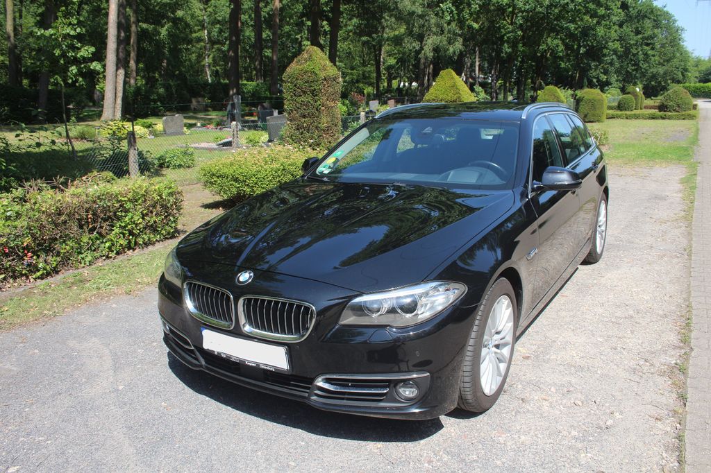 Image of BMW 530