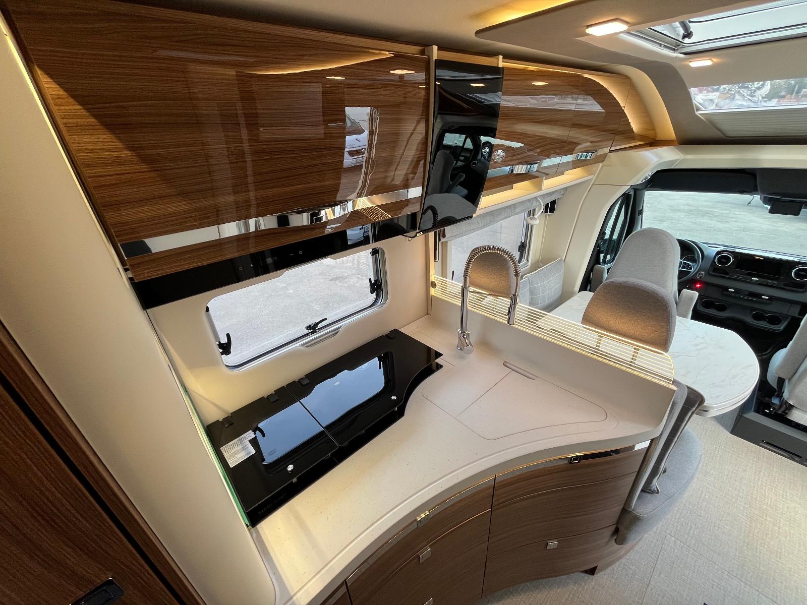 Eura Mobil Contura 716 EB Lithium Solar AHK SAT/TV ALDE – Foto 12 von 18