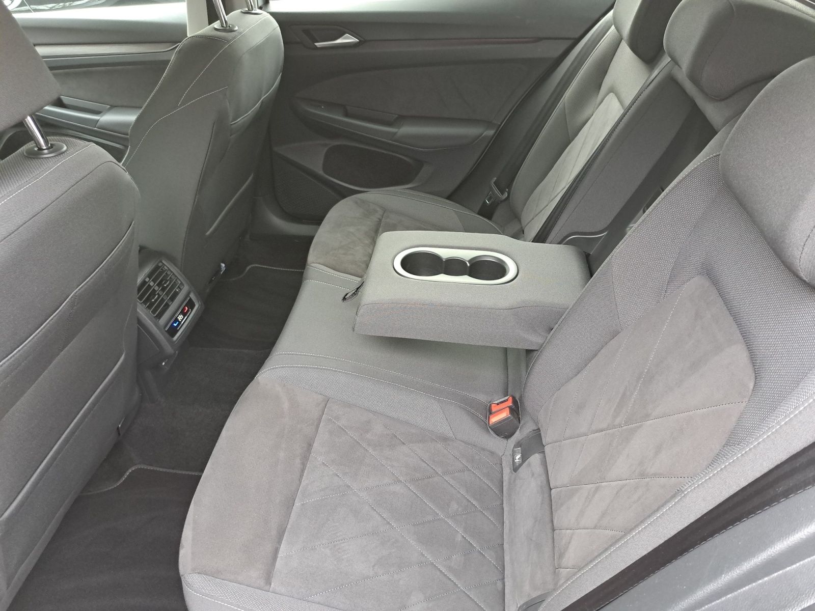 Volkswagen Golf - Bild 15