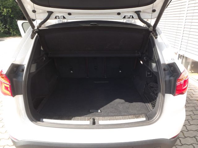 X1 Baureihe X1 xDrive 20 d xLine*Harman Kardon*