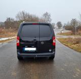 Opel Combo - schwarze Opel Combo