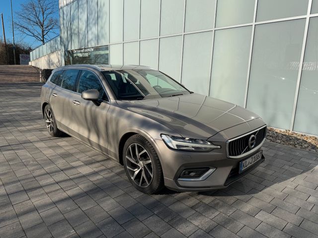 Volvo V60 T5 INSCRIPTION+ACC+BLIS+LEDER+NAVI+AHK+ALU