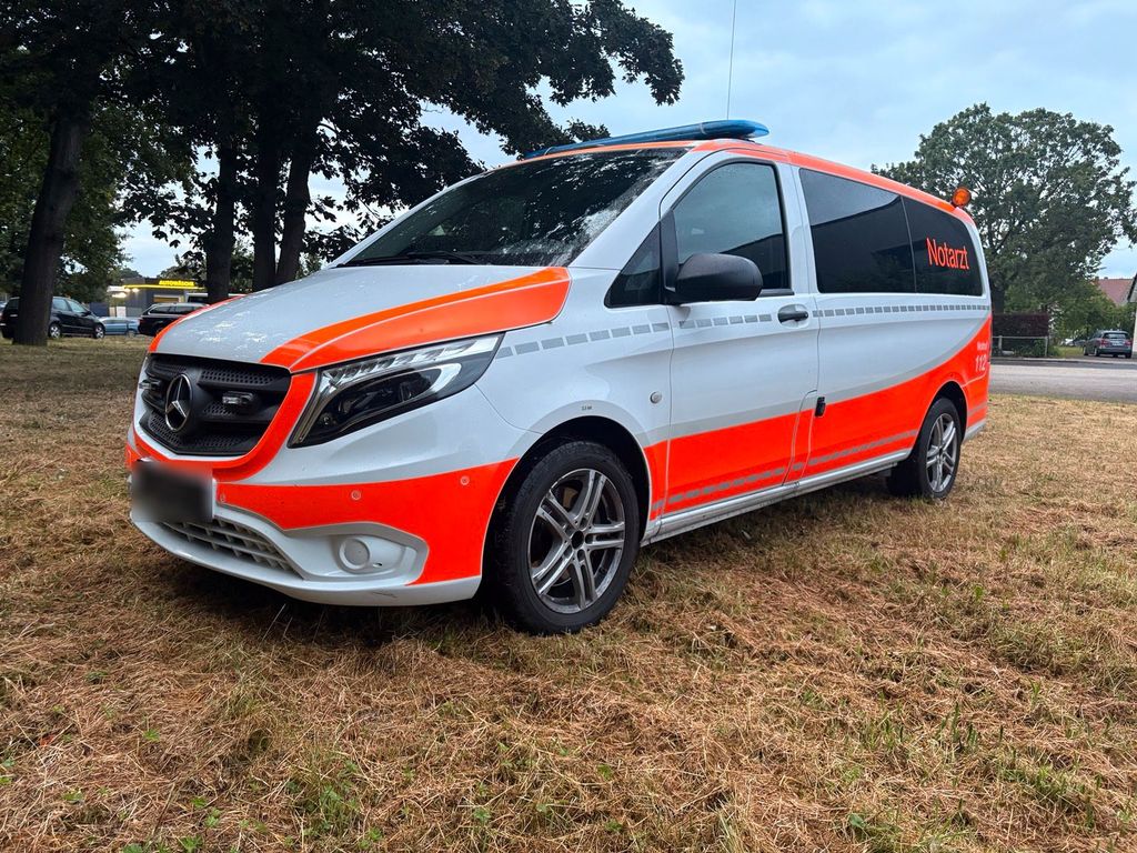 Image of Mercedes-Benz Vito