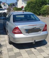 Mercedes-Benz C 180 KOMPRESSOR CLASSIC Classic - Mercedes-Benz C 180 mit LPG-Antrieb: Limousine