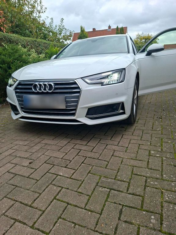 Image of Audi A4