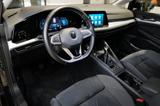Volkswagen Golf VIII 1.5TSI Life StdHz AHK HKardon RKAM DCC - Autos aus dem Jahr 2023