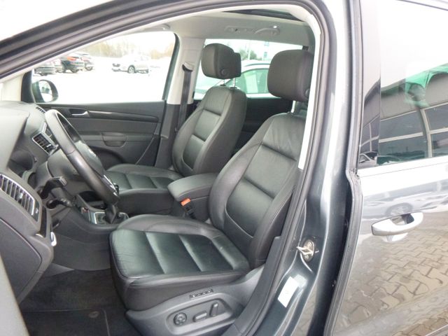 Fahrzeugabbildung Seat Alhambra 2,0 TDI Xcellence >NAV/KAM/Leder/Pano<