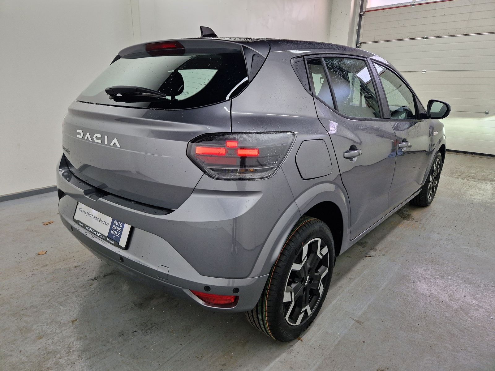 DACIA Sandero Eco-G 120 Expression Winter Benzin&Gas – Bild 4