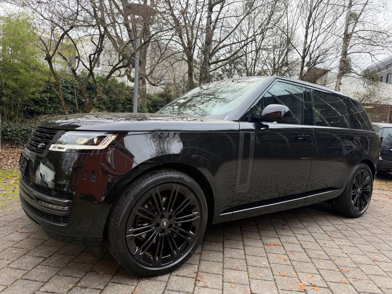 Land Rover Range Rover 3.0 D350 Autobio LWB 2026 on stock
