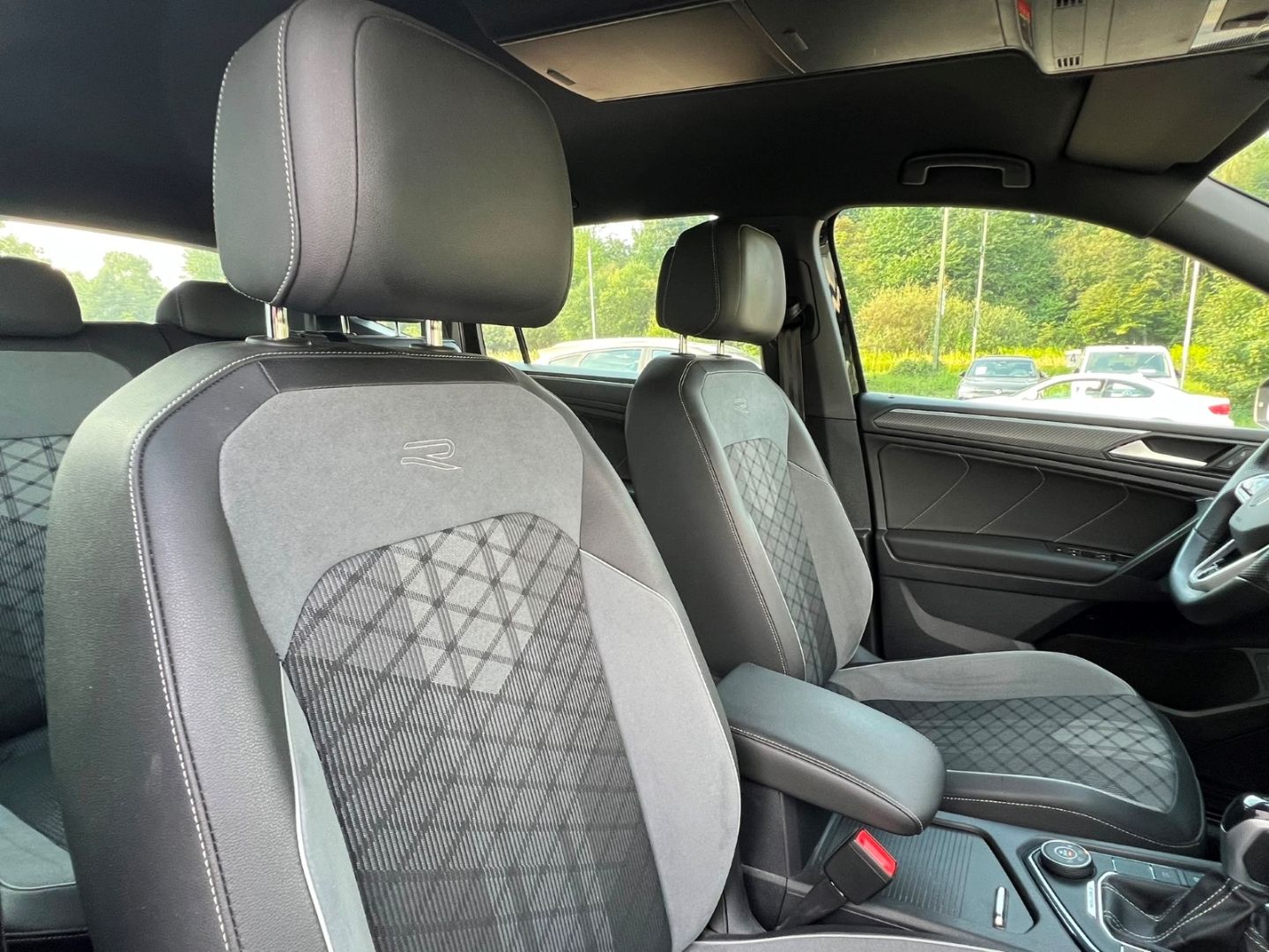 Tiguan Allspace 2.0TSI 4M DSG R-Line 7Sitz*ASSIS