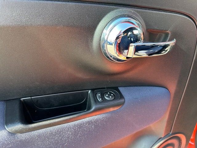 Fahrzeugabbildung Fiat 500 1.0l Hybrid Red TEMPOMAT+UCONNECT+KLIMA+++