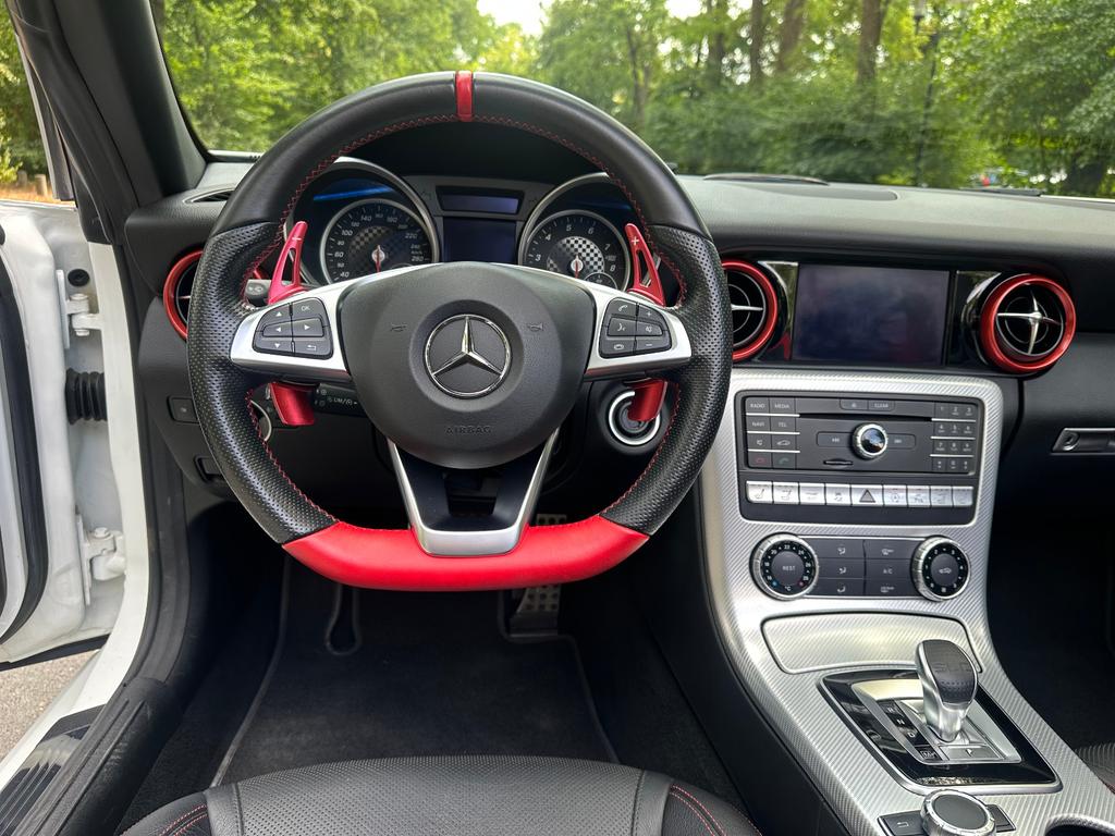 Mercedes-Benz SLC 200